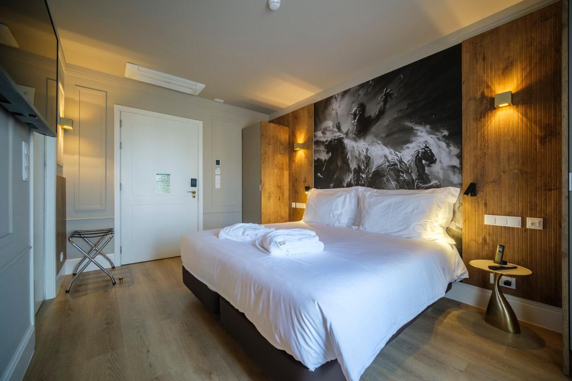 Azores Book Hotel อังกรา ดู เอโรอิสโม ภายนอก รูปภาพ